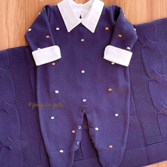 Macacão Tricot Bordado Poázinhos