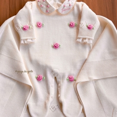 Saída Maternidade Tricot Bordada 3 Peças Jardim de Rosas